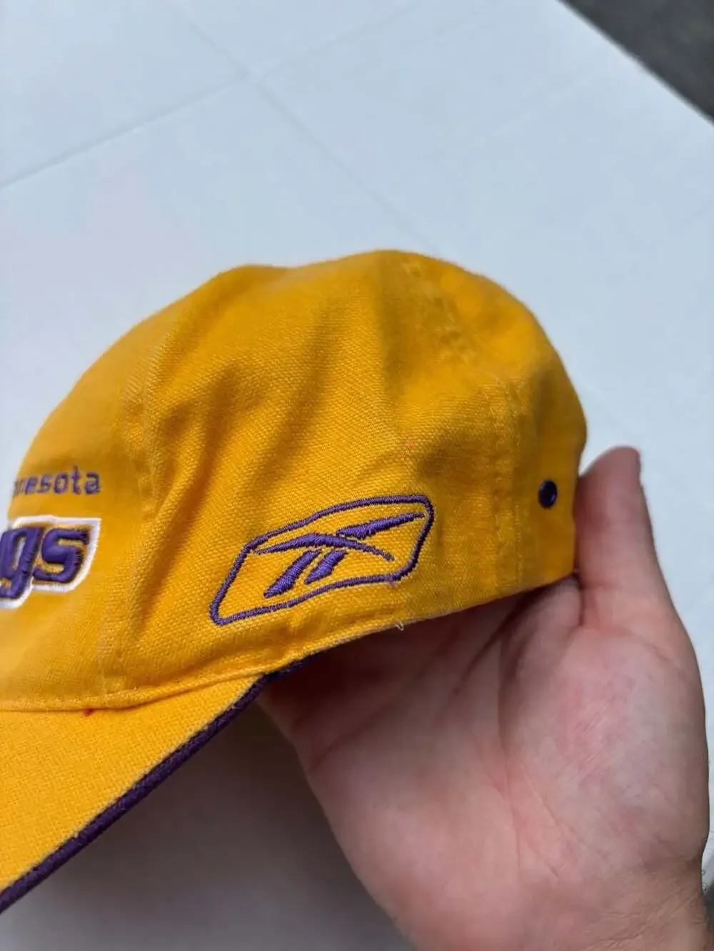 Vintage Reebok Minnesota Vikings NFL Pro Line Strapback Hat - Picture 3 of 6